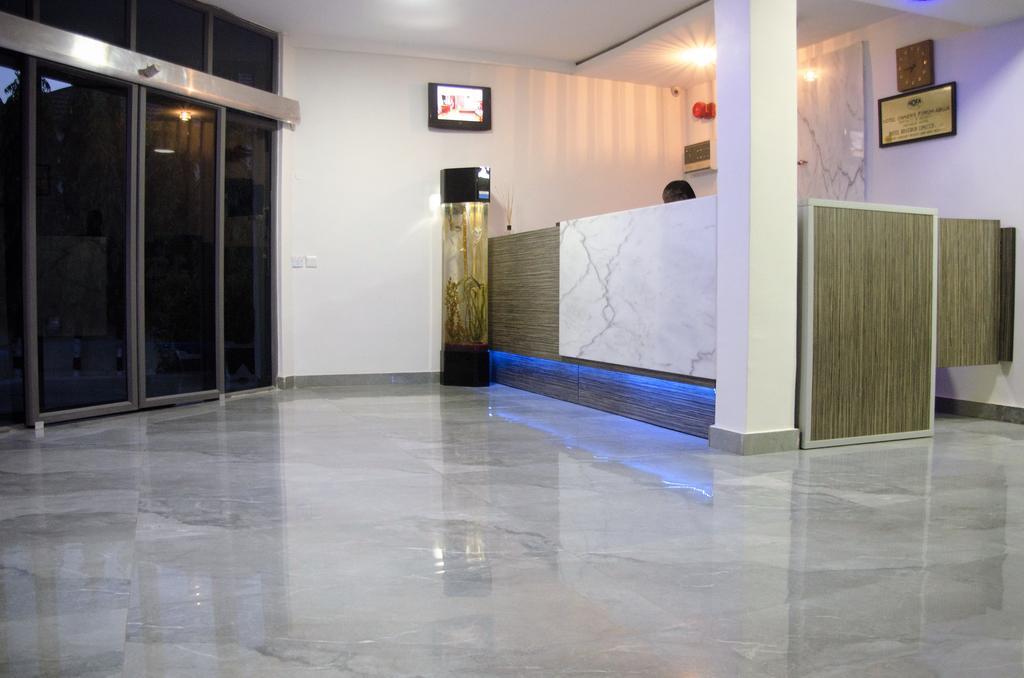 Hotel Rosebud Абуджа Екстер'єр фото