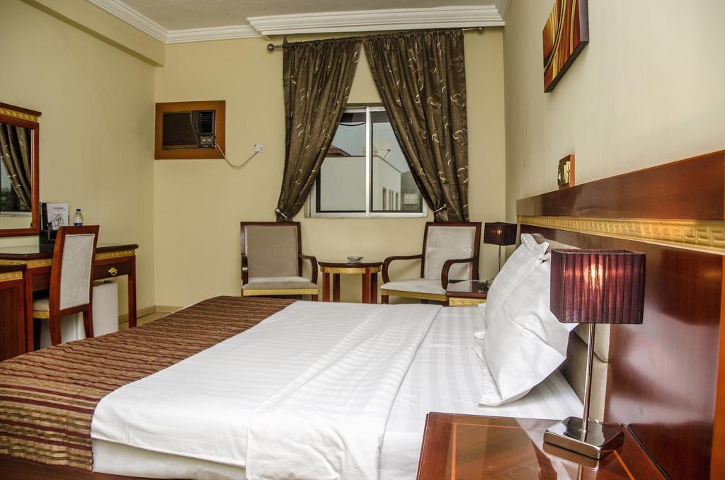 Hotel Rosebud Абуджа Екстер'єр фото