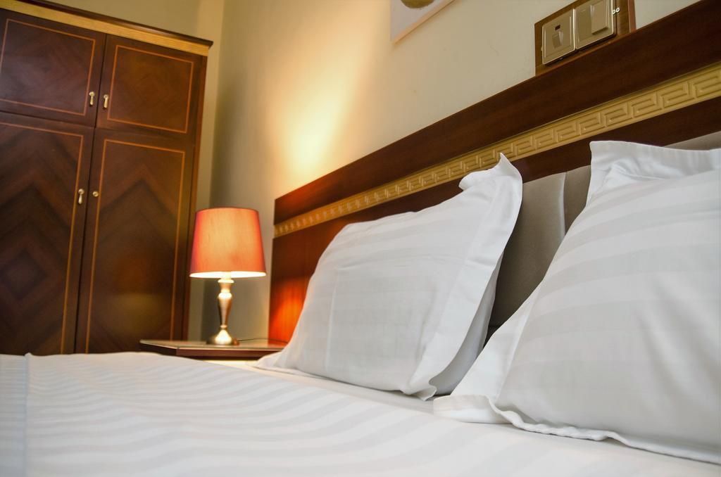 Hotel Rosebud Абуджа Екстер'єр фото