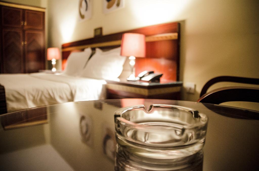 Hotel Rosebud Абуджа Екстер'єр фото
