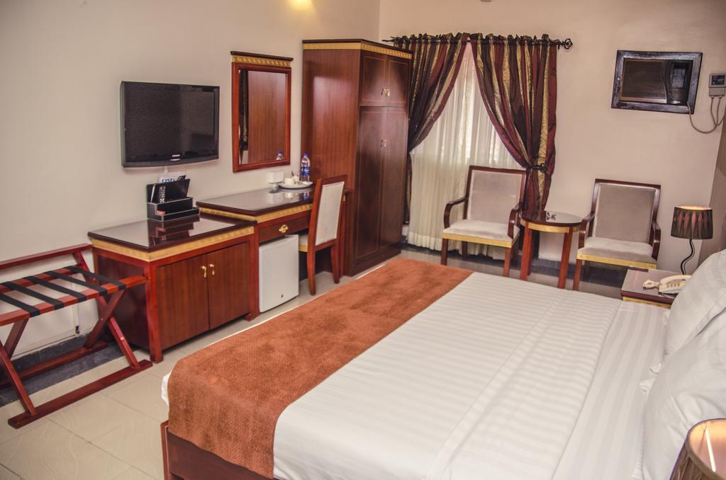 Hotel Rosebud Абуджа Екстер'єр фото