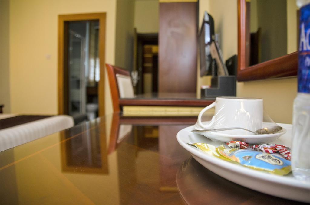 Hotel Rosebud Абуджа Екстер'єр фото